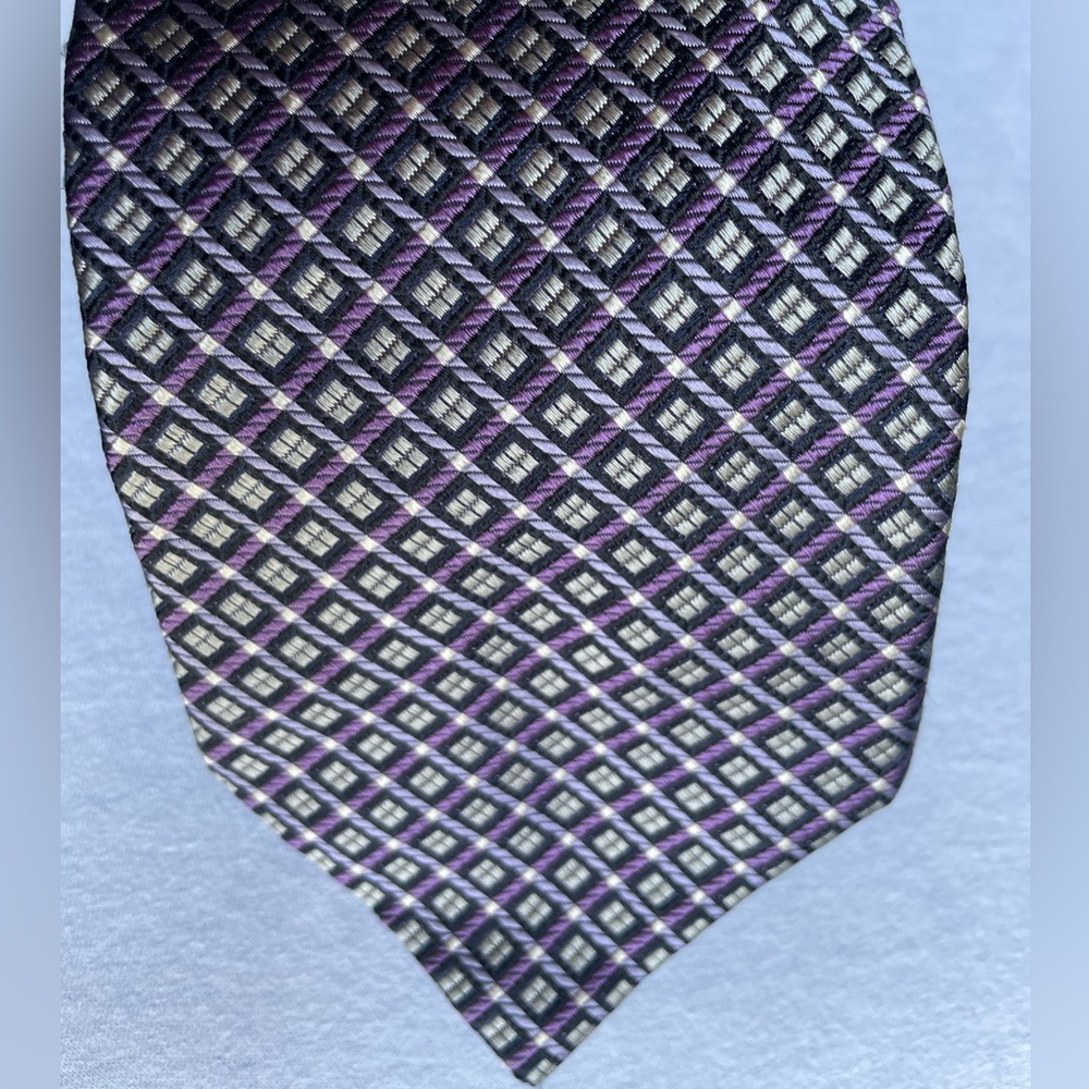 Forsyth FOC Silk Purple Geometric Tie 3 3/4in W 59in L Fashion Designer Tie